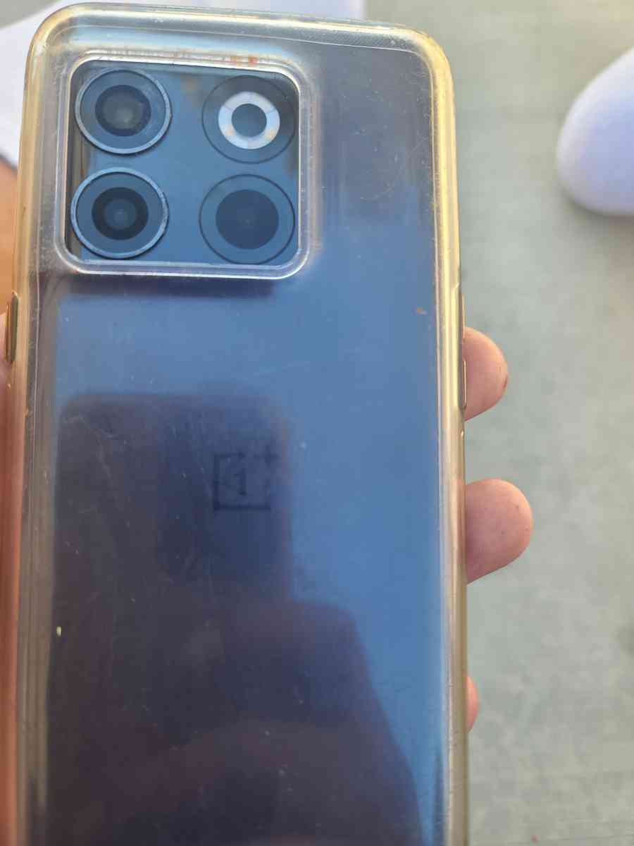 One Plus 10T 5G - Chino, California - FleaMarketBay