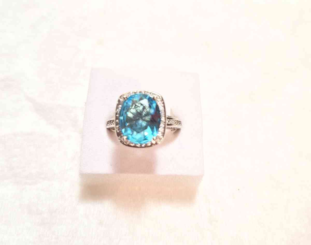 blue Topaz ring size 6 new - Yulee, Florida - FleaMarketBay