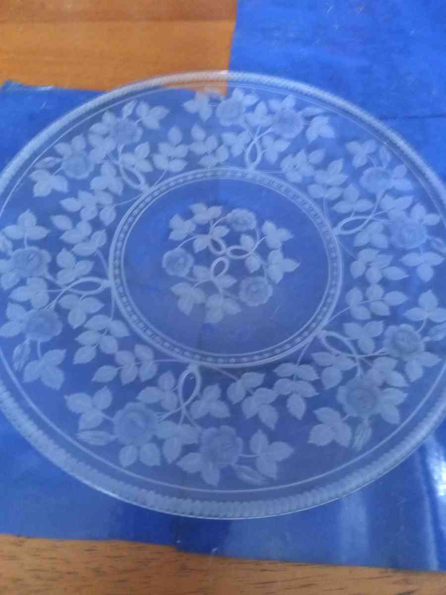 Victorian Flint glass Etched dinnerplate - Pawtucket, Rhode Island - FleaMarketBay