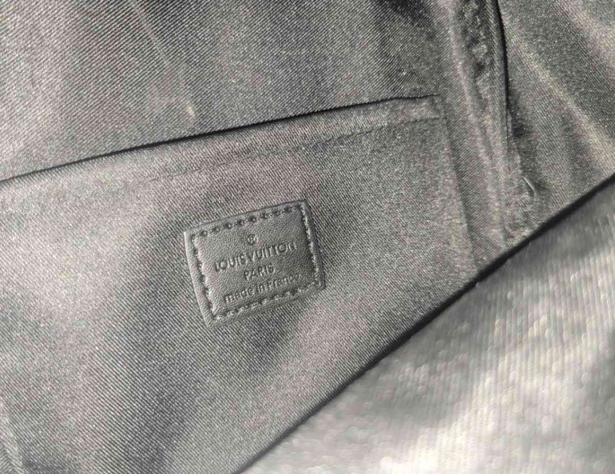 Louis Vuitton Palm Springs Mini - Omaha, Nebraska - FleaMarketBay