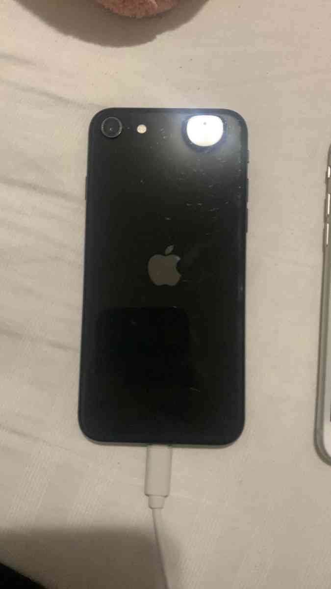 iphone lot - Medford, Oregon - FleaMarketBay