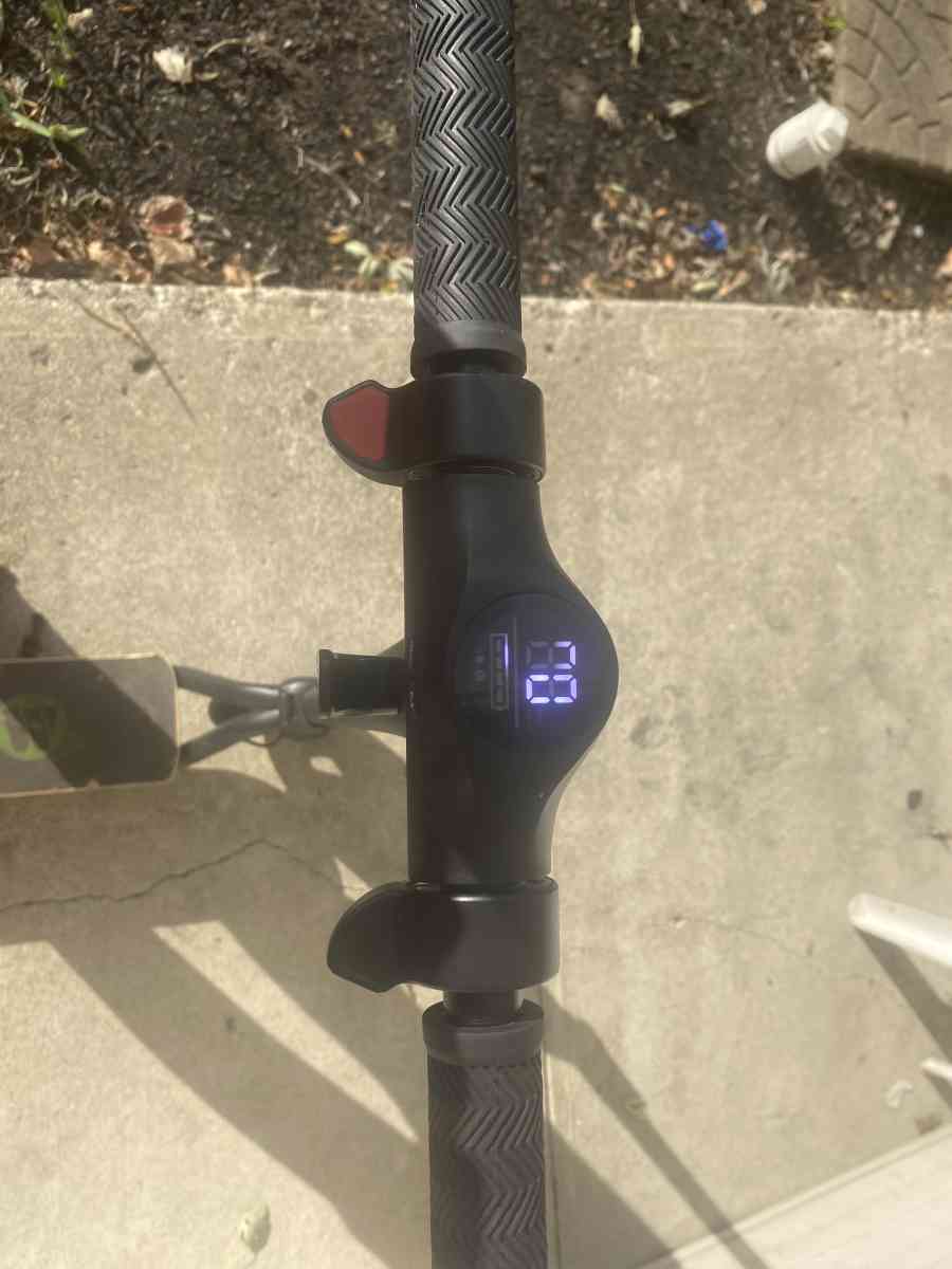 s10 fast electric scooter - Greenwood, Indiana - FleaMarketBay