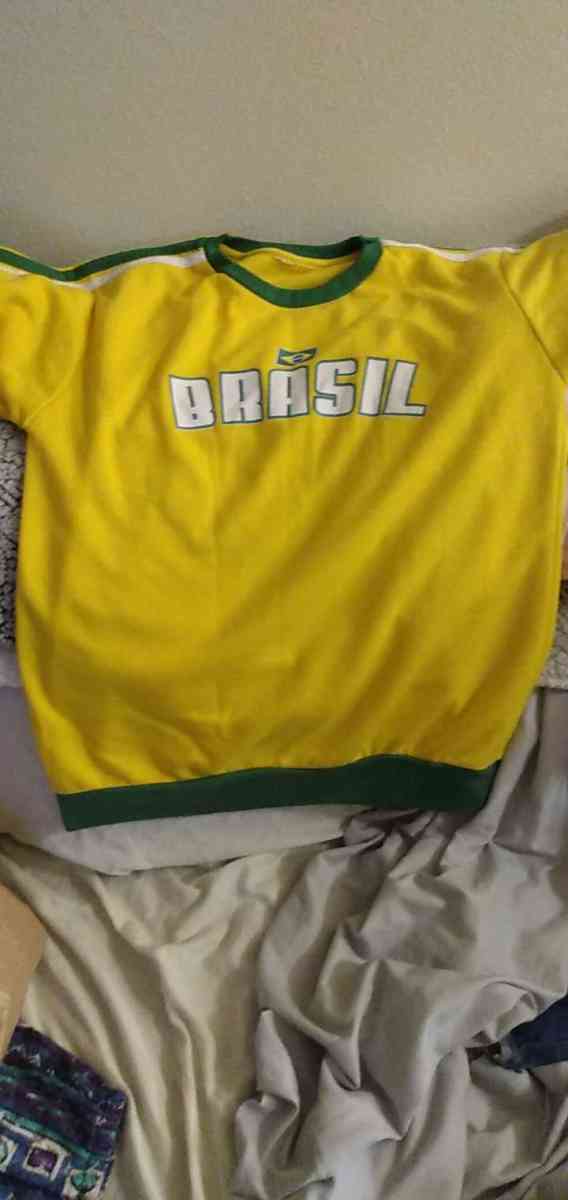 Brazil  soccer sweater - Mill Creek, Washington - FleaMarketBay