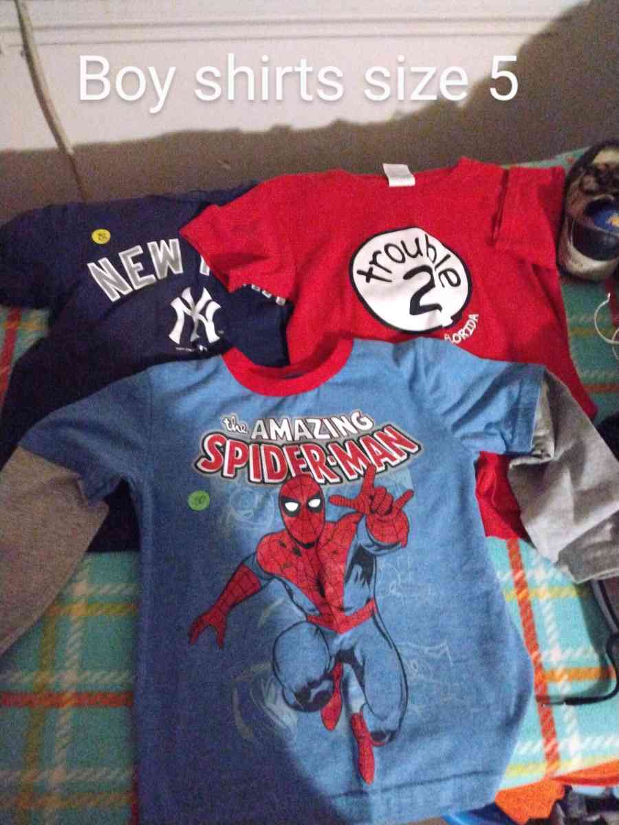 boys shirts size 5 - Wytheville, Virginia