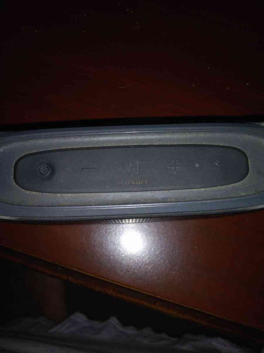 blackweb bluetooth speaker - Olympia, Washington - FleaMarketBay