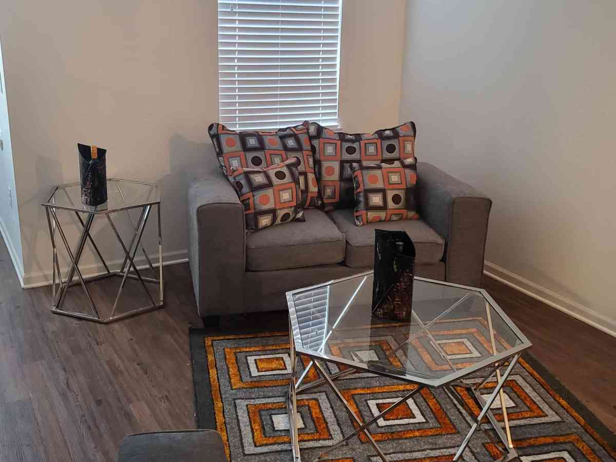 new furniture - Afton, Tennessee - FleaMarketBay