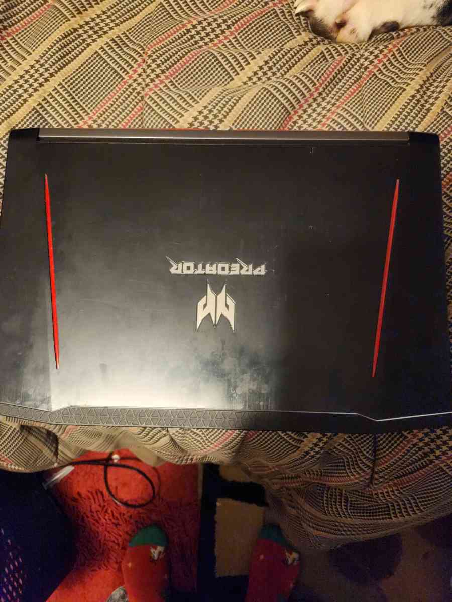 Predator helios 300 laptop - Butler, Pennsylvania - FleaMarketBay