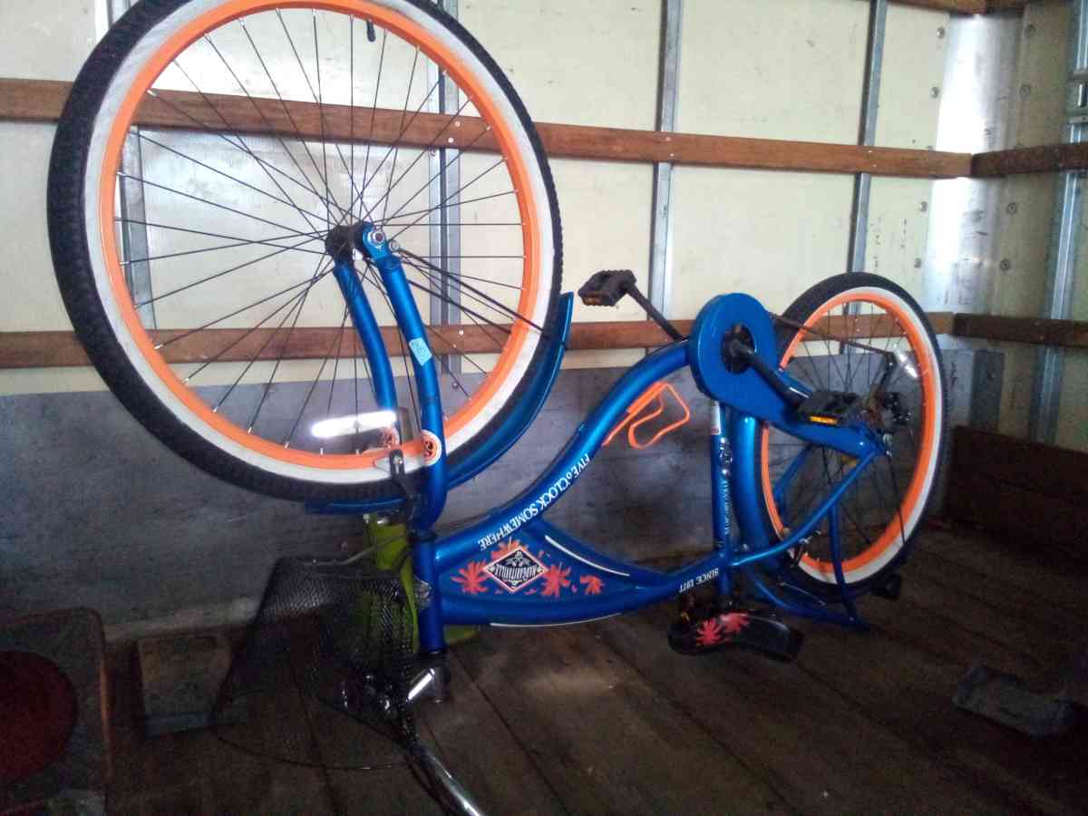 beach cruiser bike - San Bernardino, California