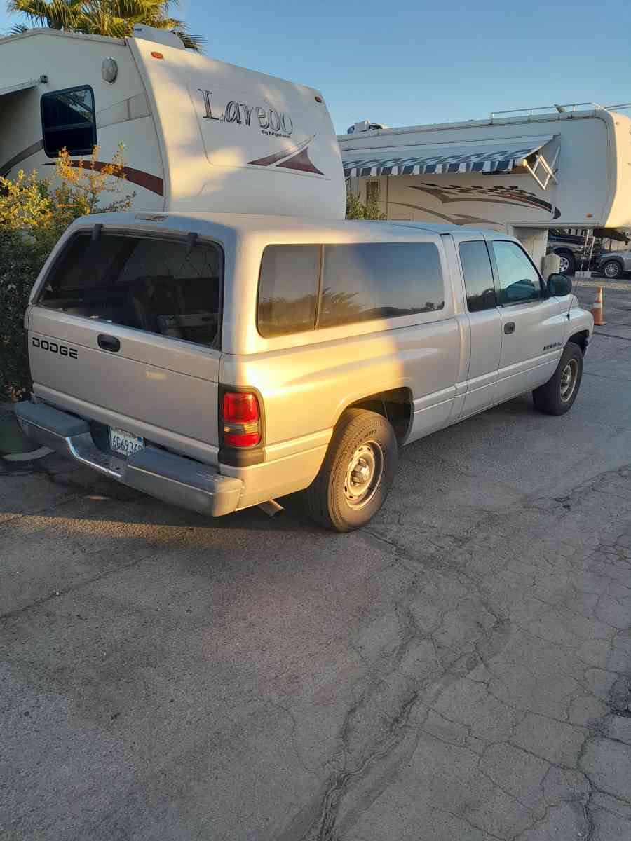2001 dodge ram pick up - Riverside, California - FleaMarketBay