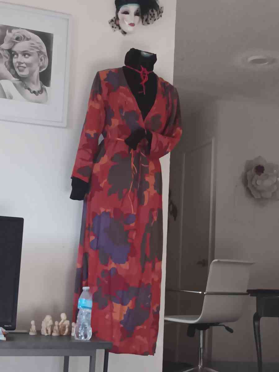 dress - Antioch, California