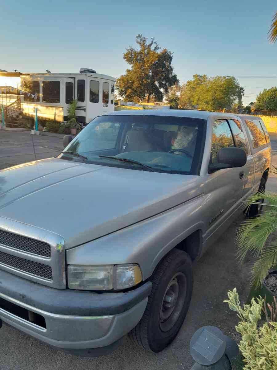 2001 dodge ram pick up - Riverside, California - FleaMarketBay