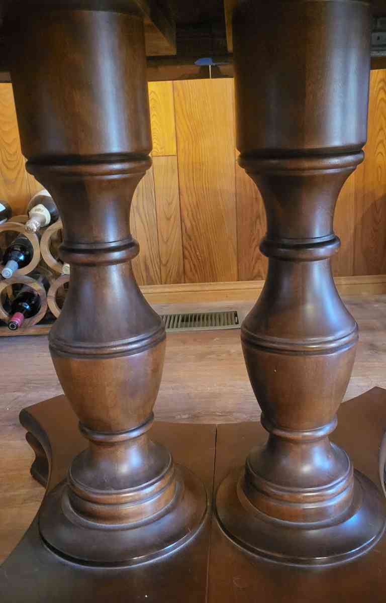 Temple Stuart Dining Room Table - San Diego, California - FleaMarketBay