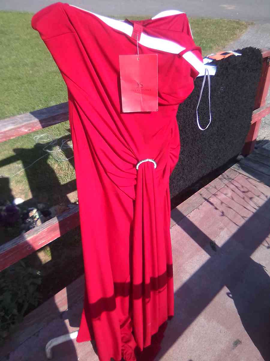 Bridesmaids Dress - Lititz, Pennsylvania - FleaMarketBay