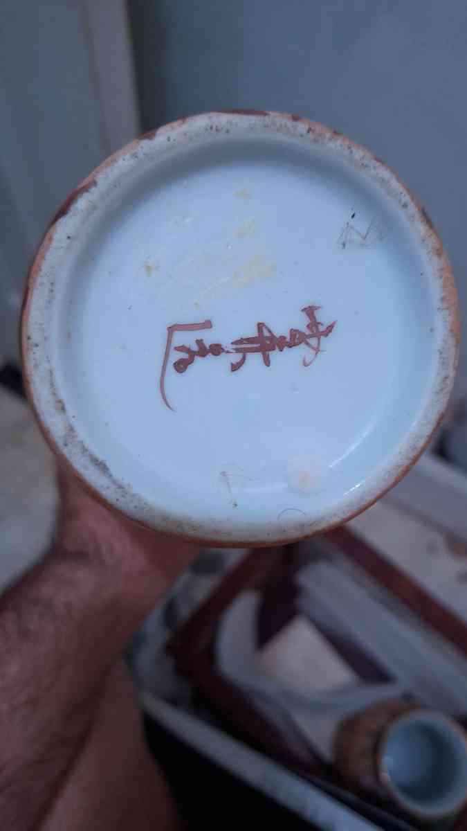 1920s Japanese vases with artist signatures - Fayetteville, North Carolina - FleaMarketBay