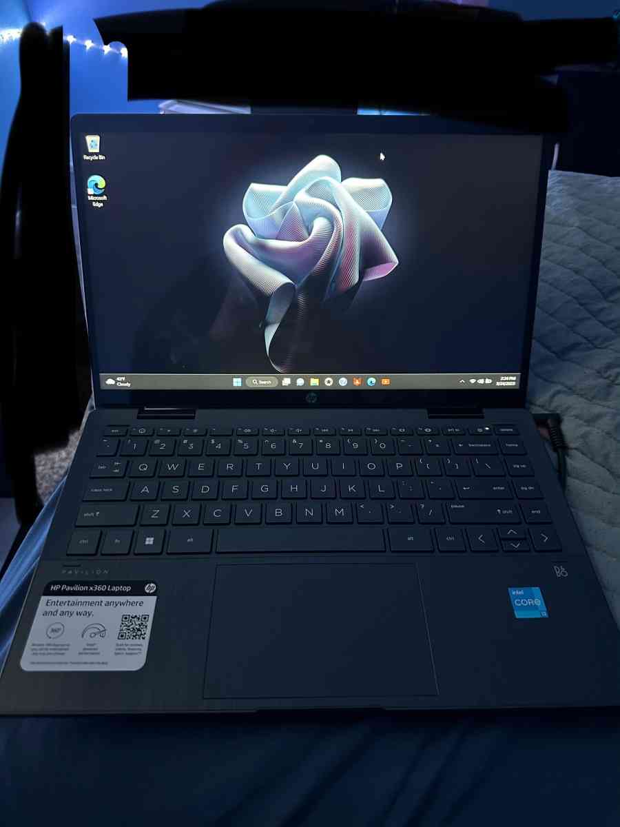 hp pavilion laptop 2 in 1 - Hamilton, Ohio - FleaMarketBay