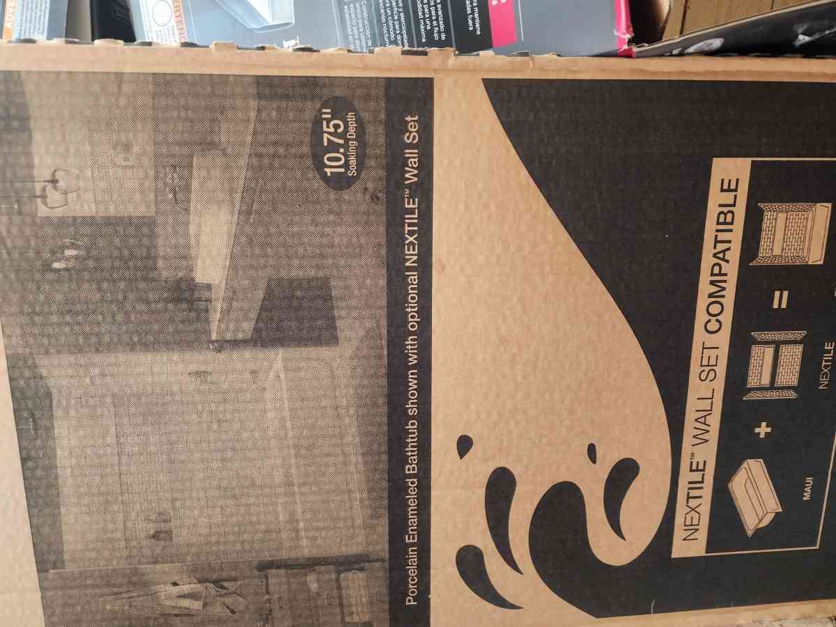 Brand new blinds bath tub light fixtures - Inkster, Michigan - FleaMarketBay