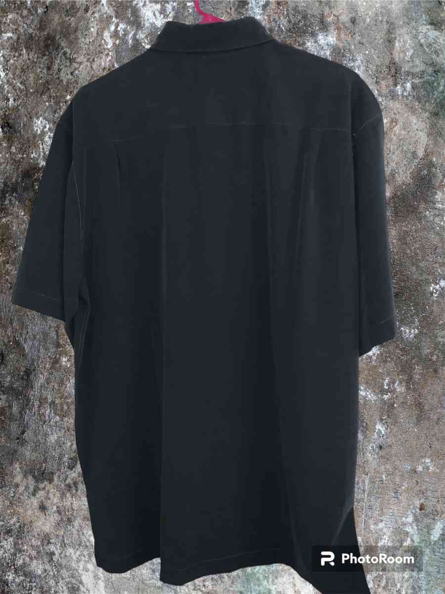 Comfort  Fit Quicksliver Medium Button Up - Sun City West, Arizona - FleaMarketBay