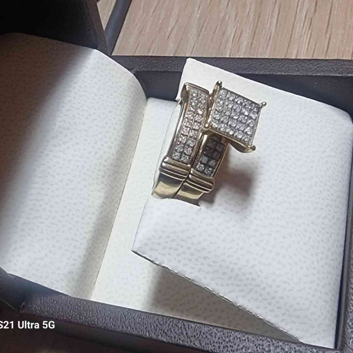 Engagement rings - Miami, Florida