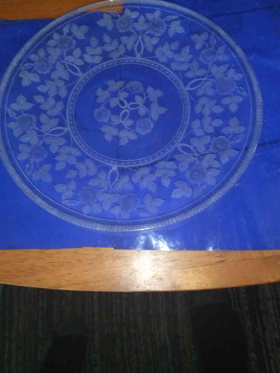 Victorian Flint glass Etched dinnerplate - Pawtucket, Rhode Island - FleaMarketBay