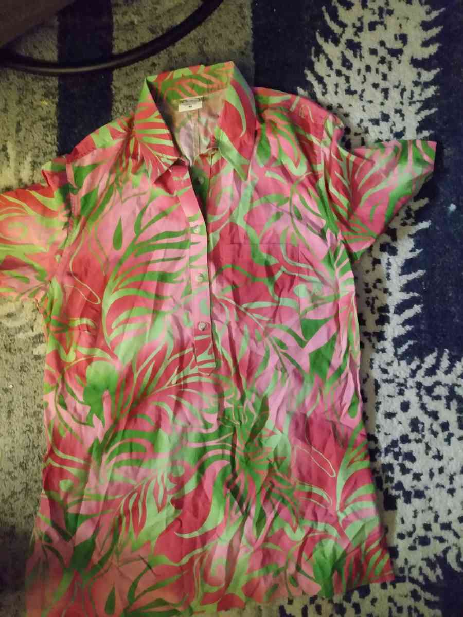 HAWAIIAN SHIRT MADE IN USA - Mill Creek, Washington