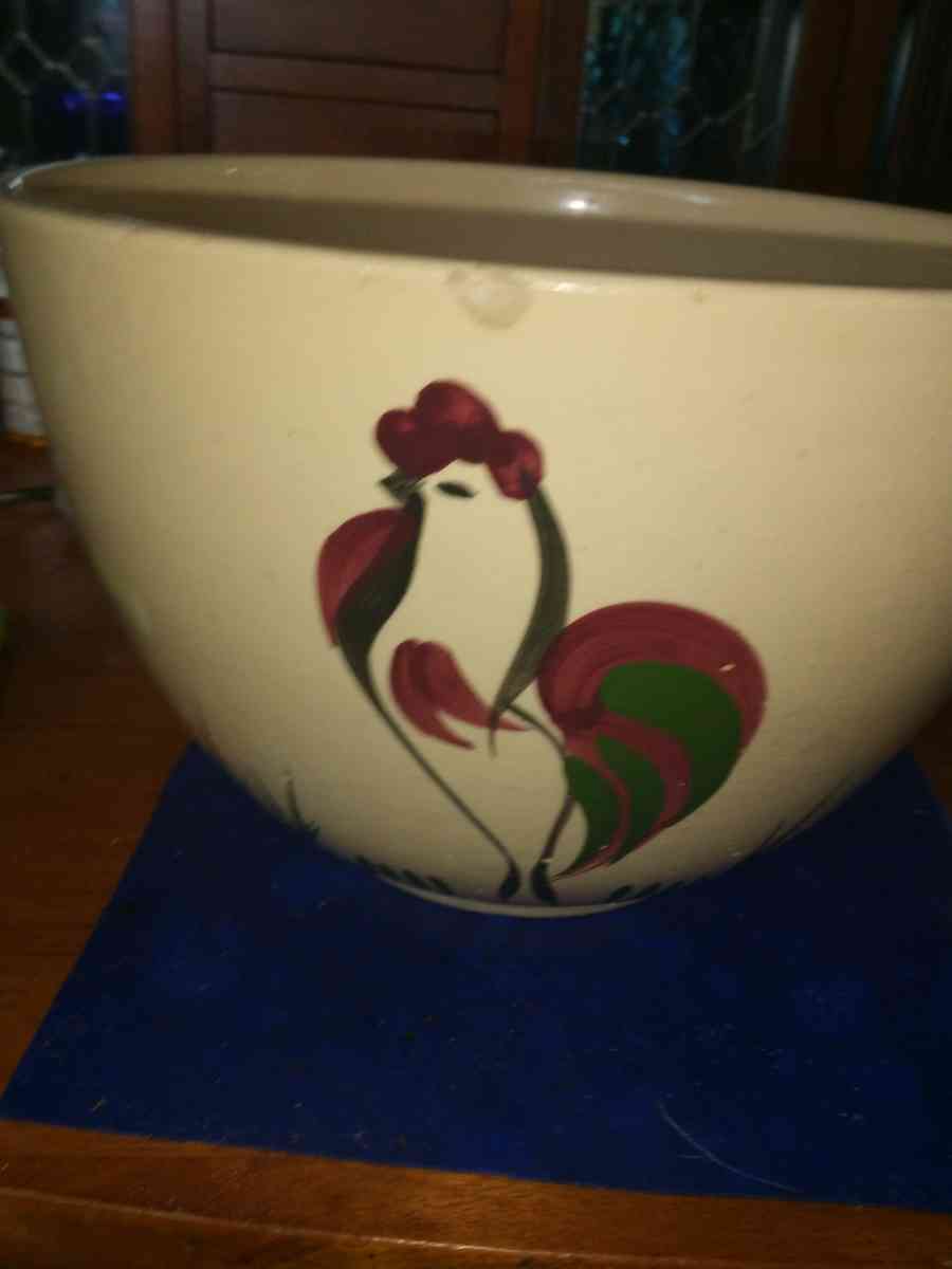 Watt Pottery Rooster Large mixing bowl - Pawtucket, Rhode Island - FleaMarketBay