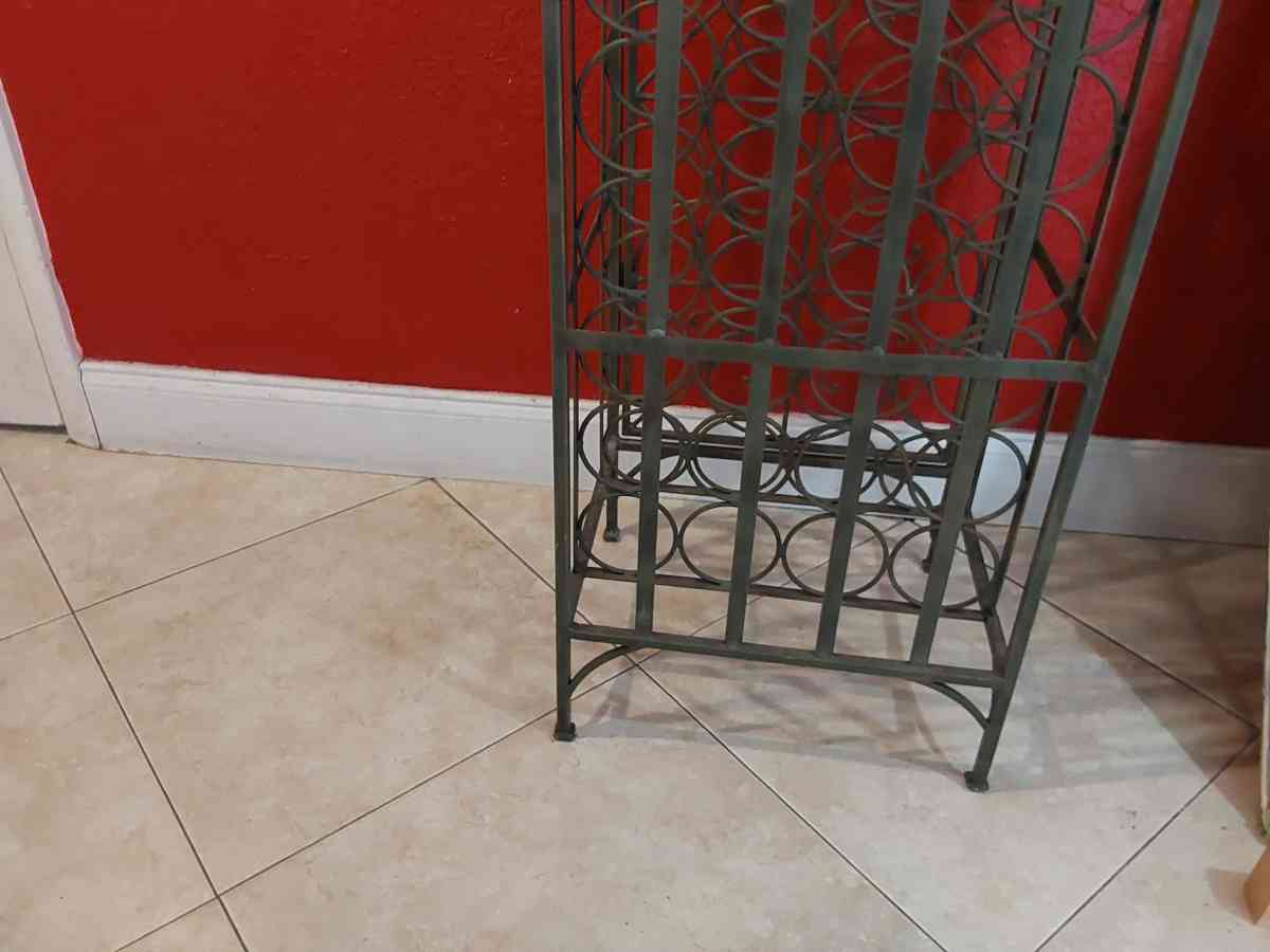 Free standing wine rack 45 bottles Holder Metal vintage - Fort Lauderdale, Florida - FleaMarketBay