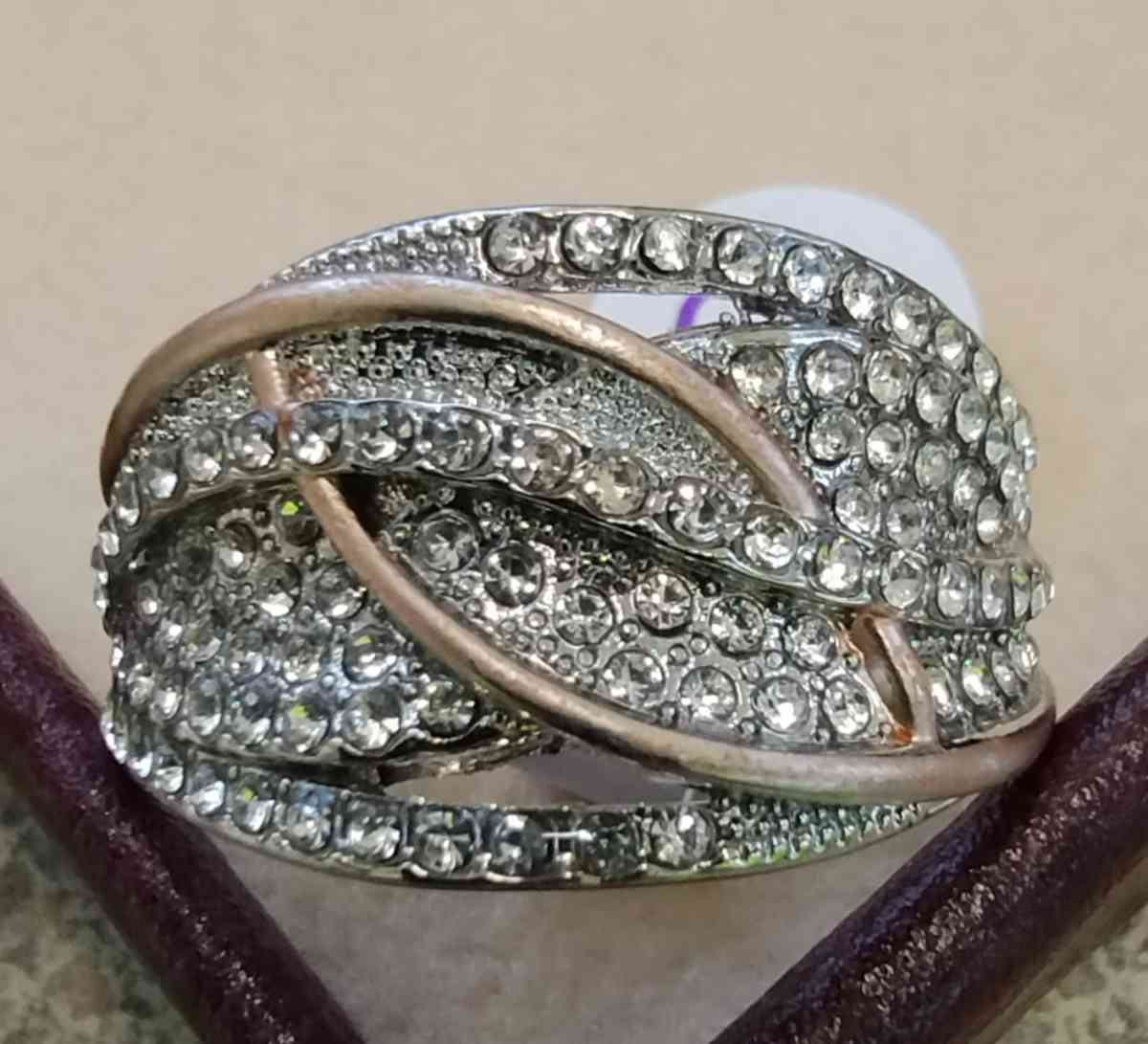 Rings also earrings and necklace sets - Waco, Texas - FleaMarketBay