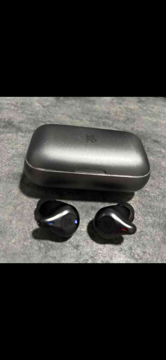 MIFO AirPods  Portable Charger - Miami, Florida - FleaMarketBay