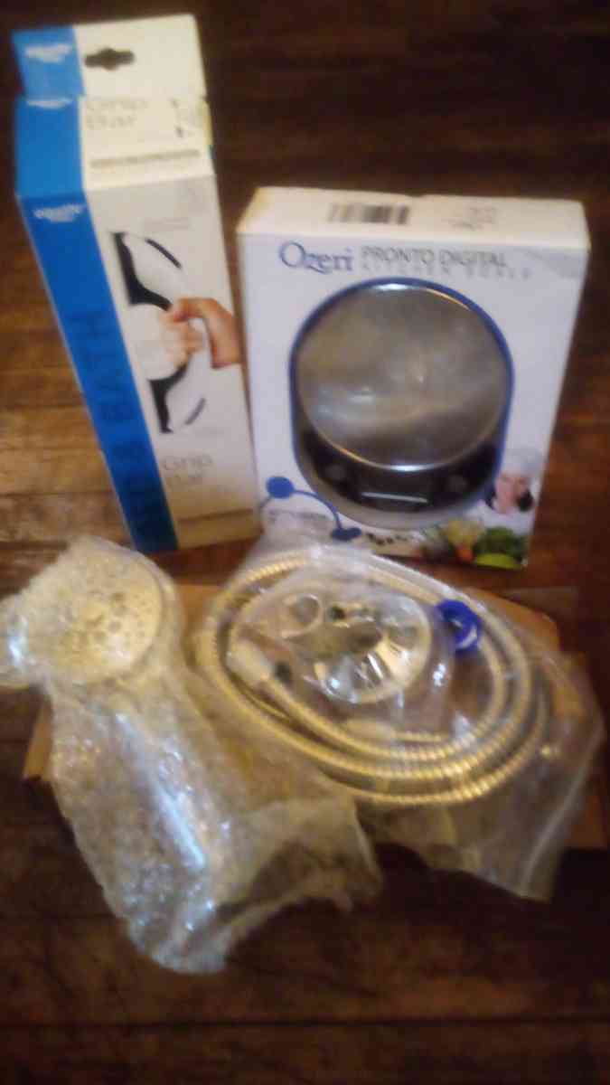 spa Brand shower head  stainless steel Hose easy attachment - Buffalo, New York