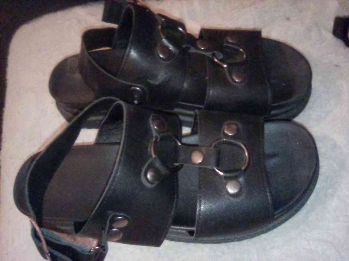 womens sandals - Huntington, Oregon - FleaMarketBay