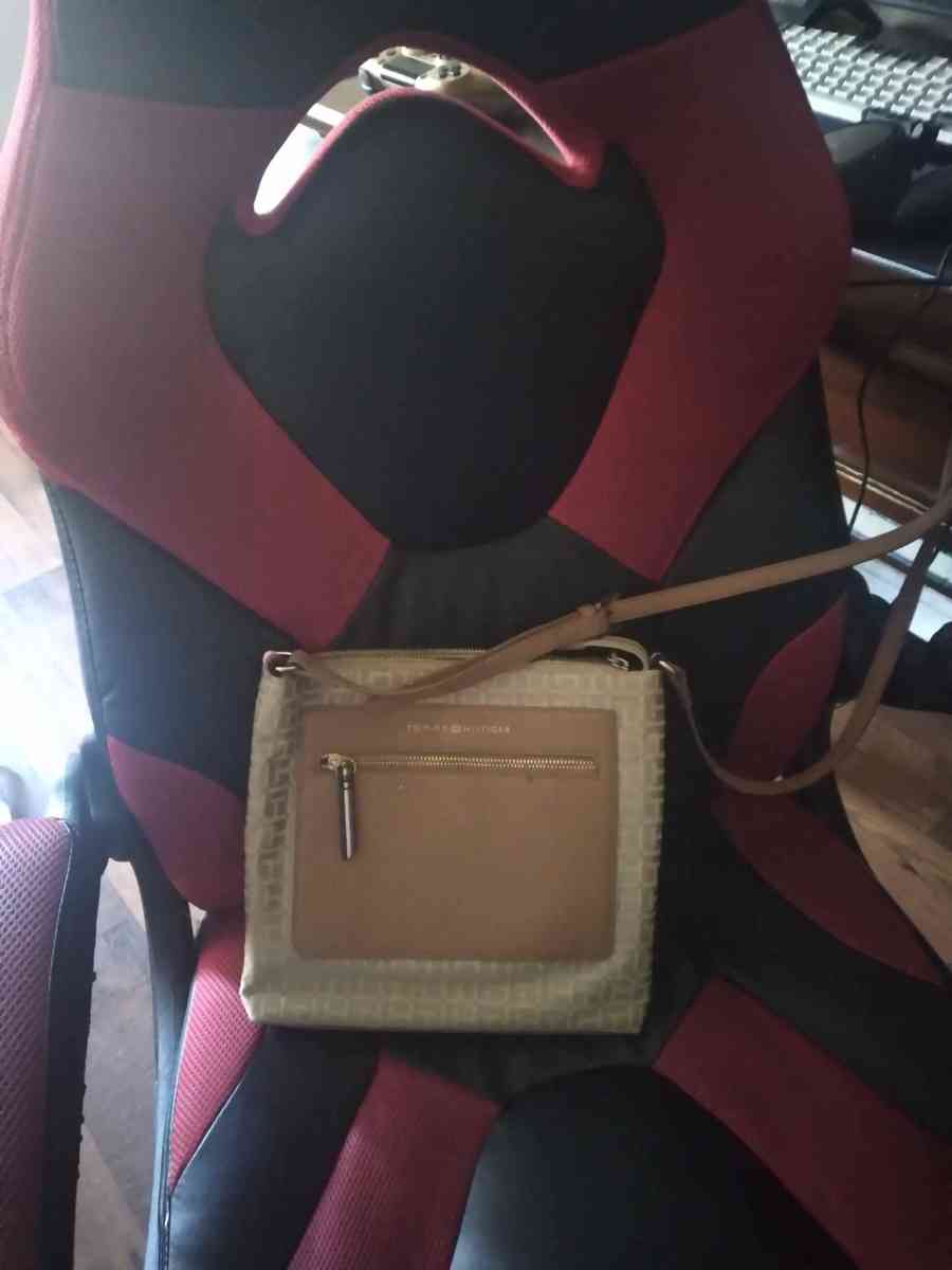 Name Brand Purses - Imperial Beach, California - FleaMarketBay