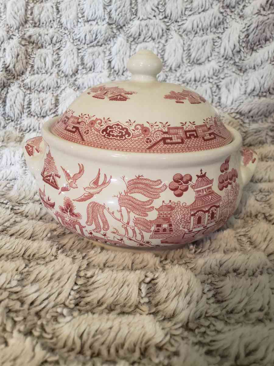 Churchhill Willow Rose Pink China made in England - Adamsville, Alabama - FleaMarketBay