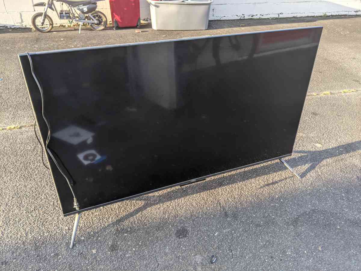 Omni 65 Fire TV - Charlotte, North Carolina - FleaMarketBay