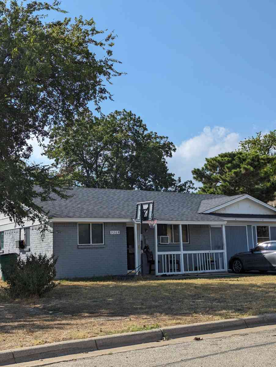 ROOFING LOYOLA - Dallas, Texas - FleaMarketBay