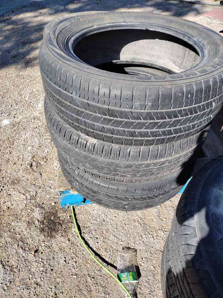 tires 235 55 55R - Agency, Missouri - FleaMarketBay