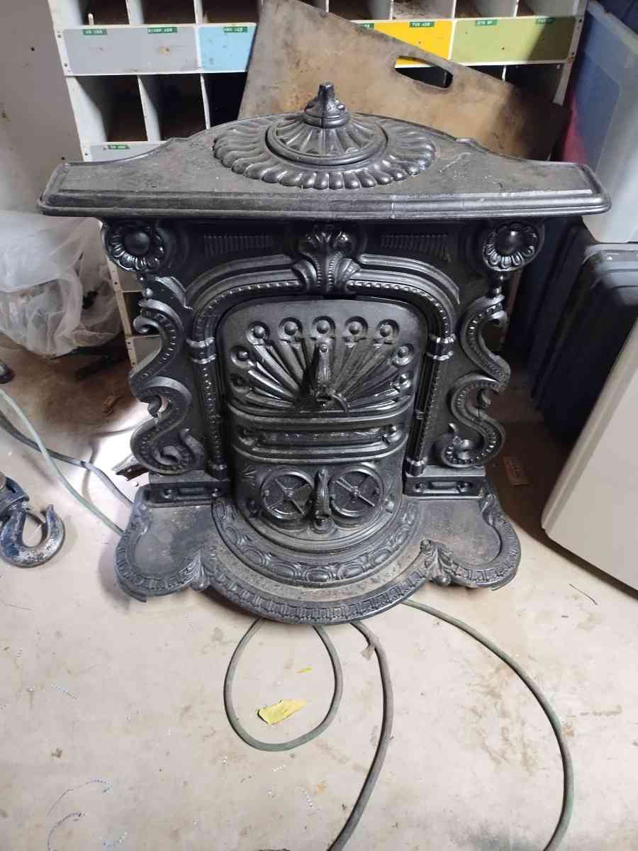 antique wood stove - Albuquerque, New Mexico - FleaMarketBay