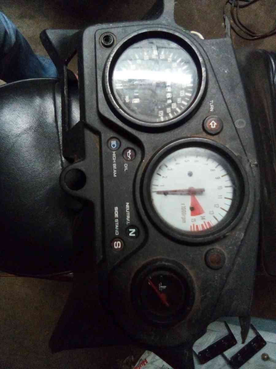 speedo tach guages display
