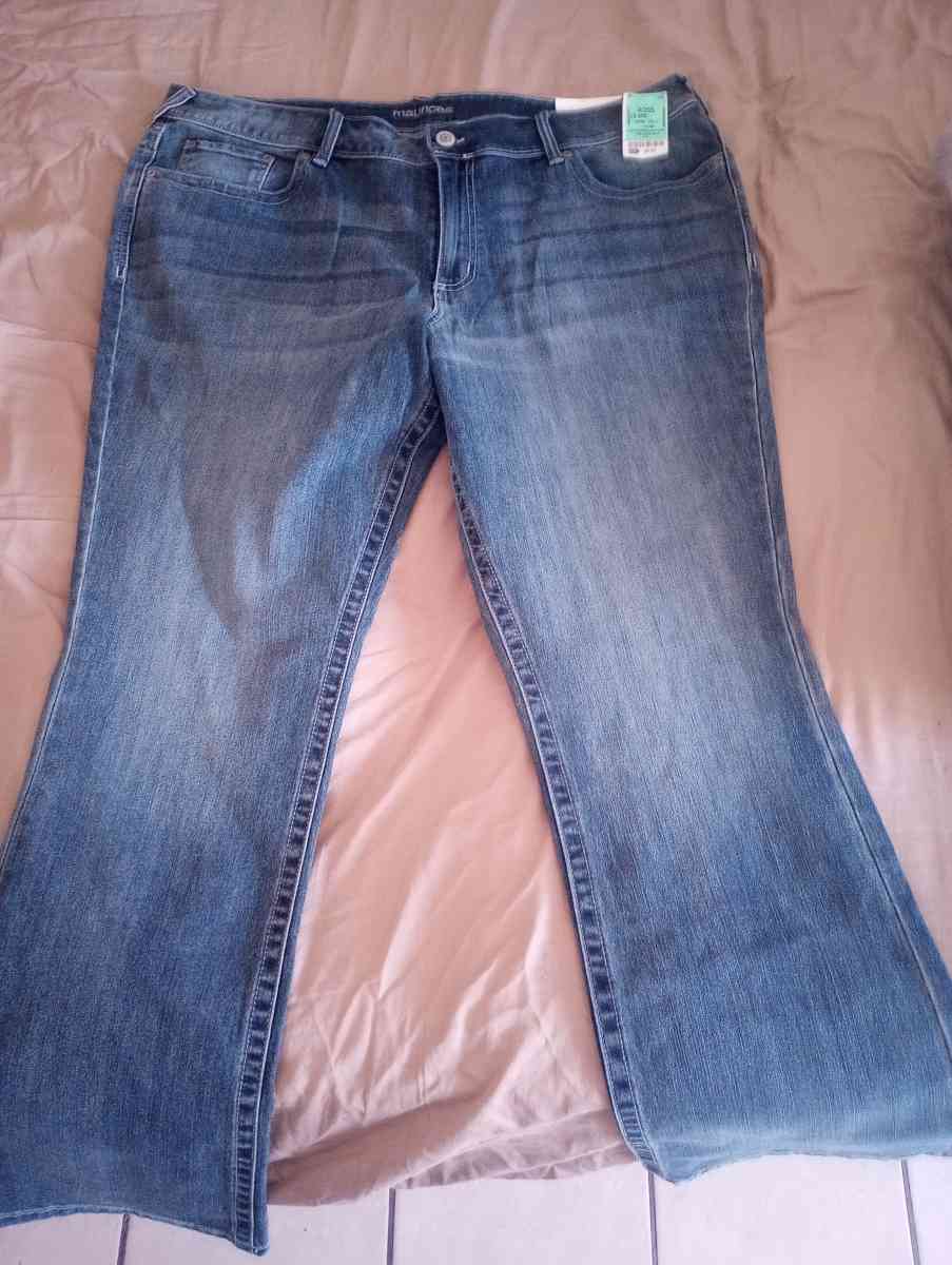 womens clothing - Phoenix, Arizona - FleaMarketBay