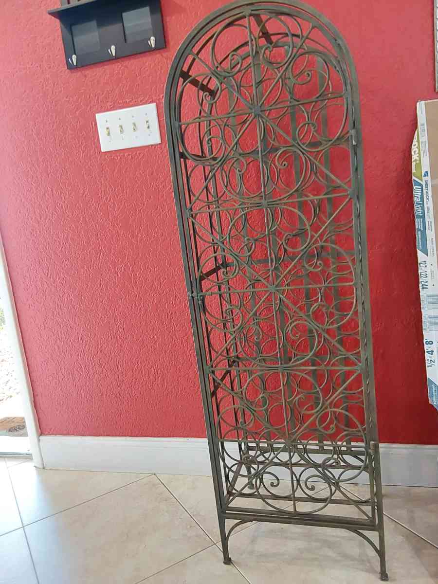 Free standing wine rack 45 bottles Holder Metal vintage - Fort Lauderdale, Florida - FleaMarketBay