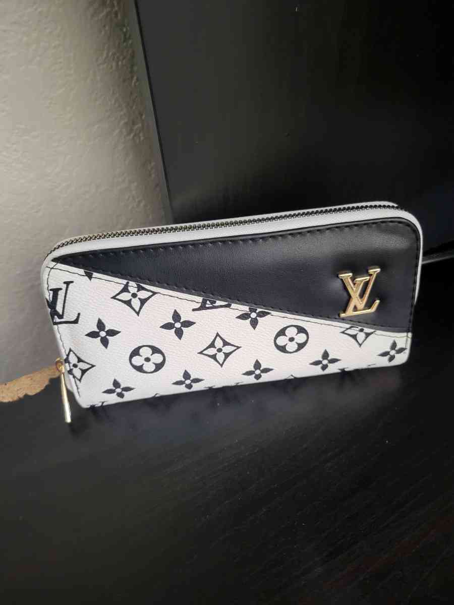 wallet - Tucson, Arizona - FleaMarketBay