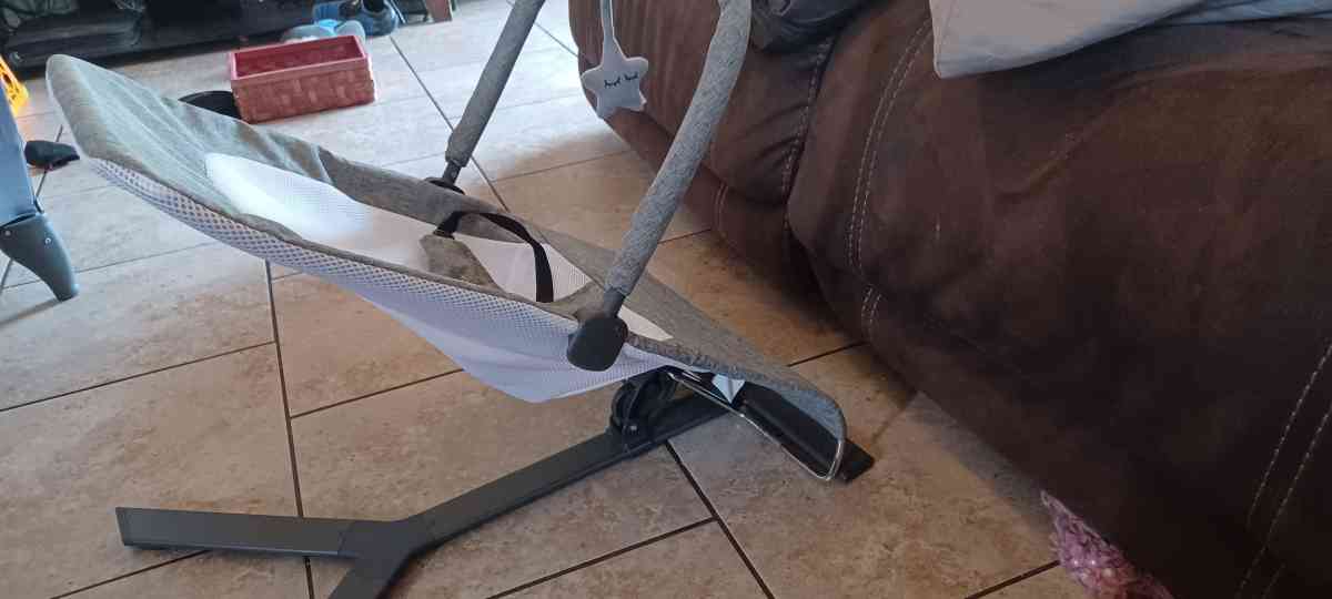 baby bouncer - Turlock, California - FleaMarketBay