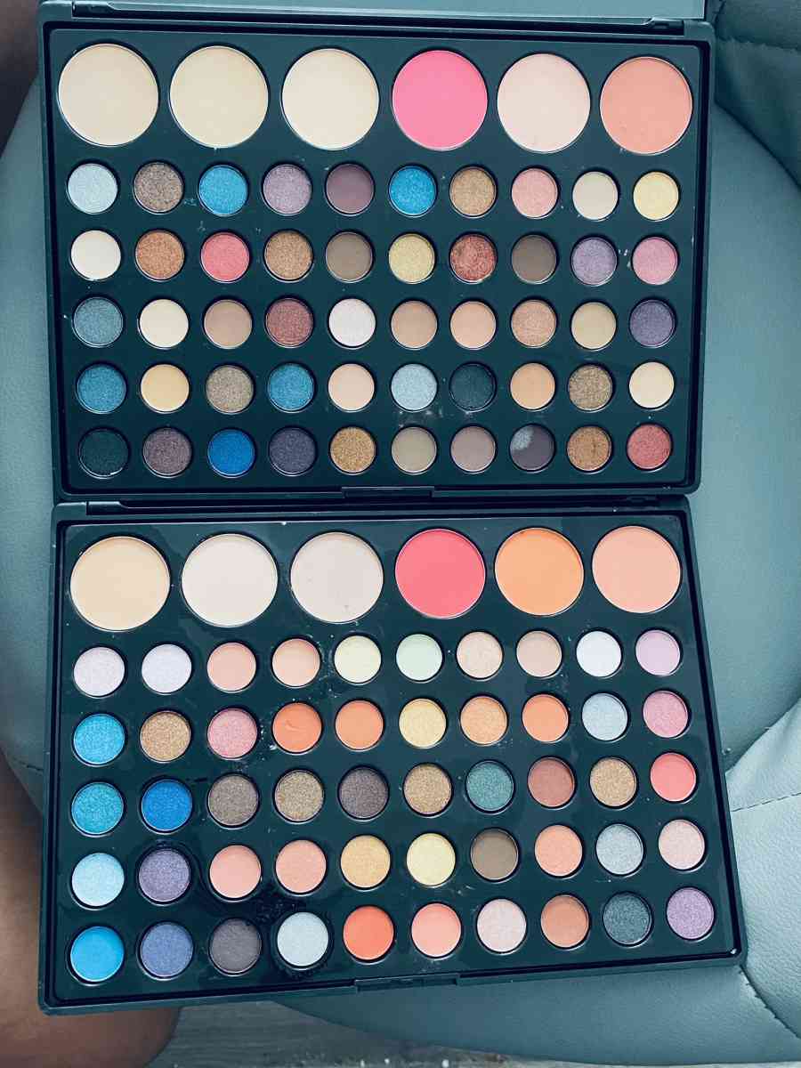 make up - Hemet, California - FleaMarketBay