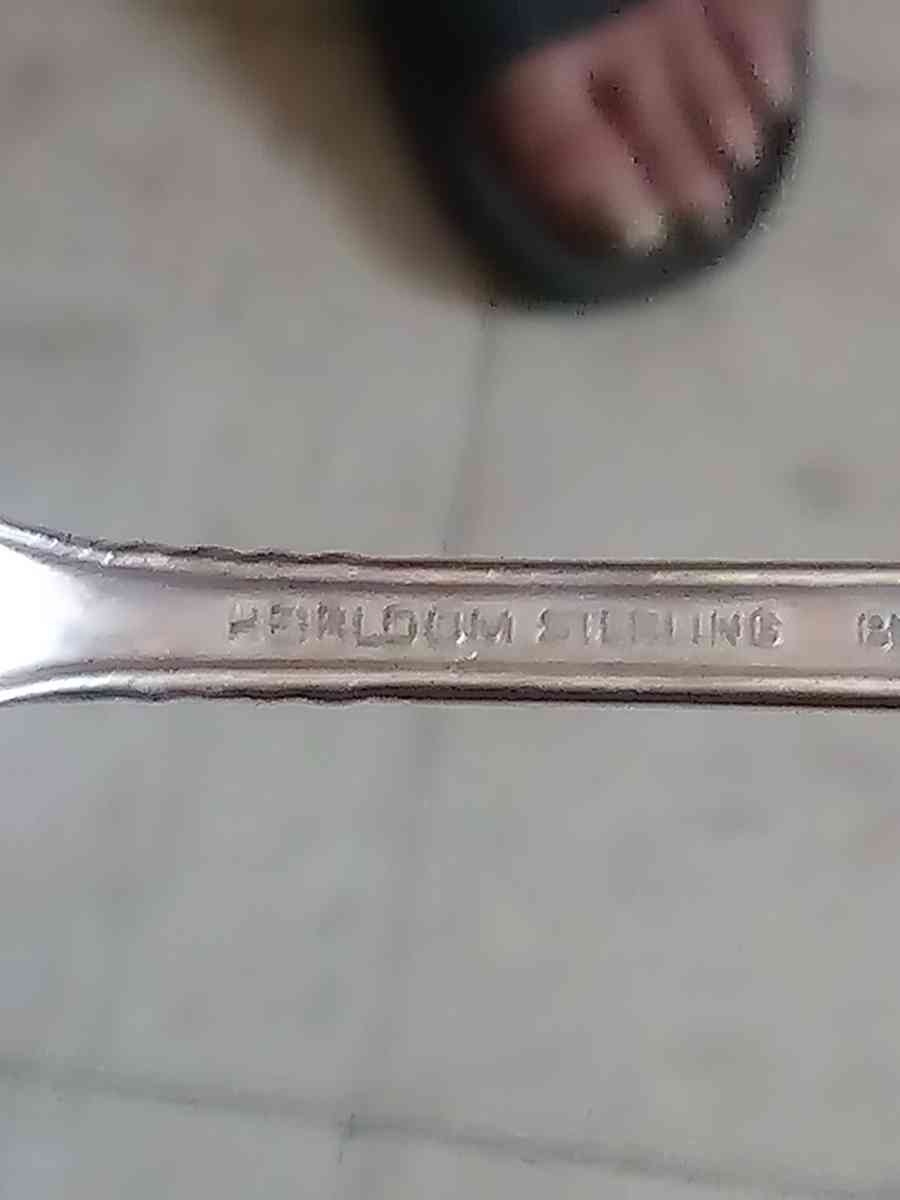 Oneida Damascus rose sterling silver Flat Ware - Biloxi, Mississippi