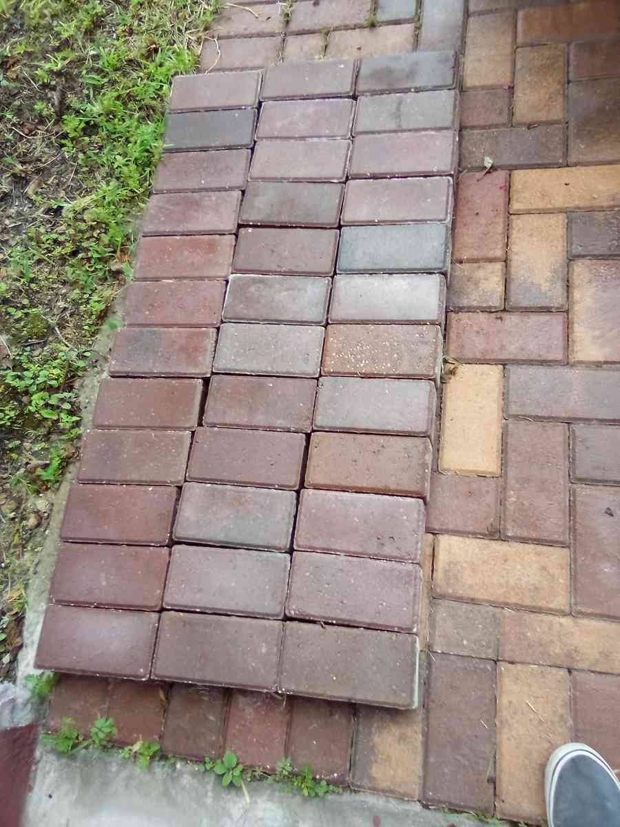 Brick pavers - Orlando, Florida - FleaMarketBay
