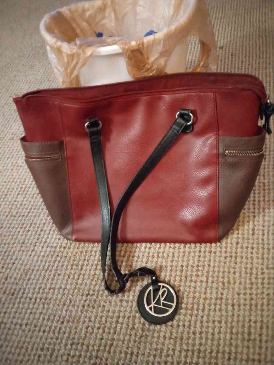 pocketbook - Vinton, Virginia - FleaMarketBay