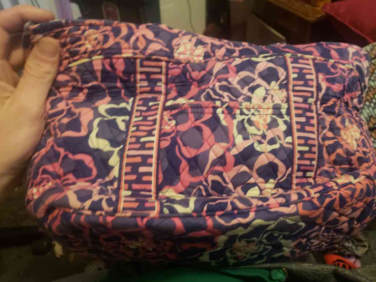 Vera Wang and Vera Bradley bags - Frostburg, Maryland - FleaMarketBay