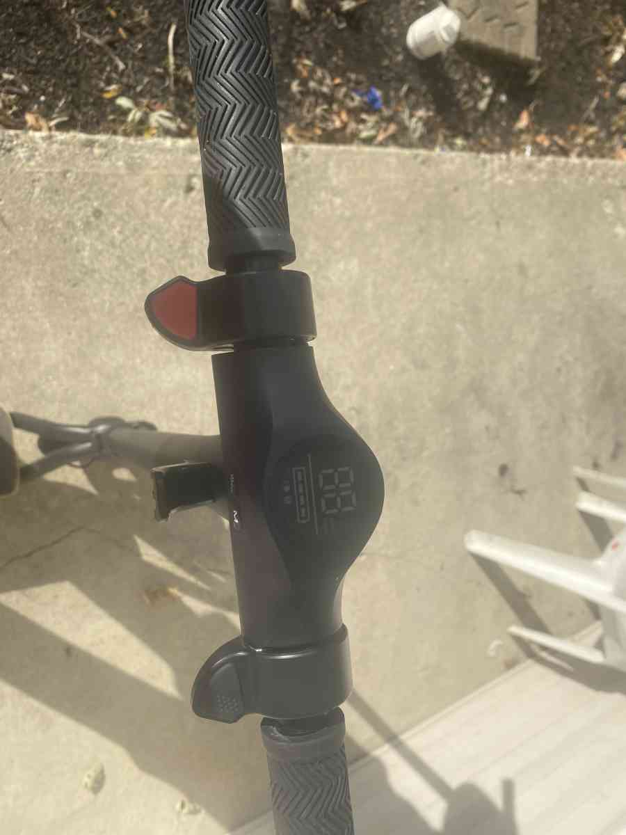 s10 fast electric scooter - Greenwood, Indiana - FleaMarketBay