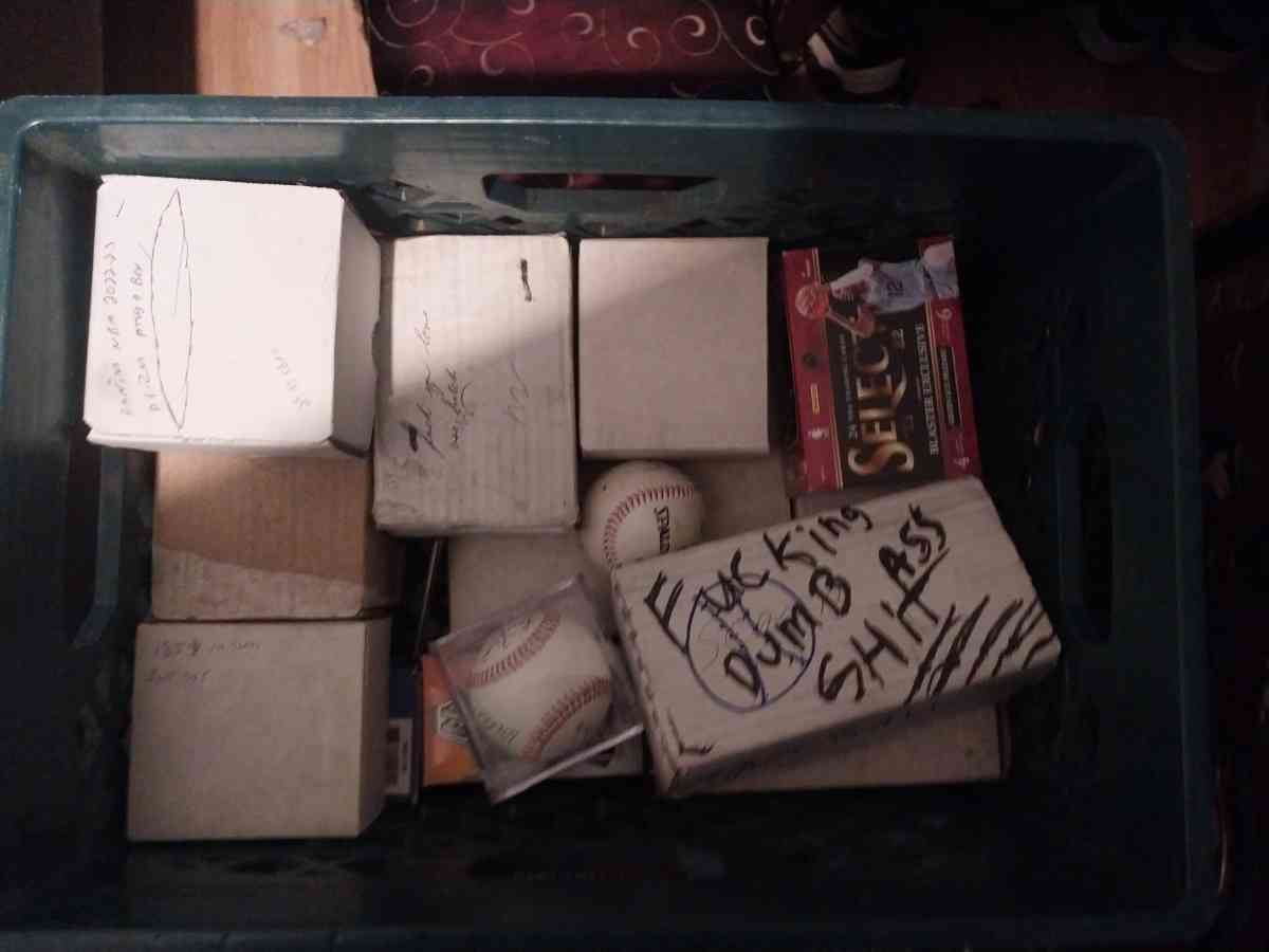 sports cards - Maricopa, Arizona - FleaMarketBay