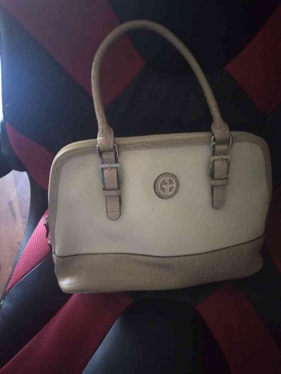 Name Brand Purses - Imperial Beach, California - FleaMarketBay