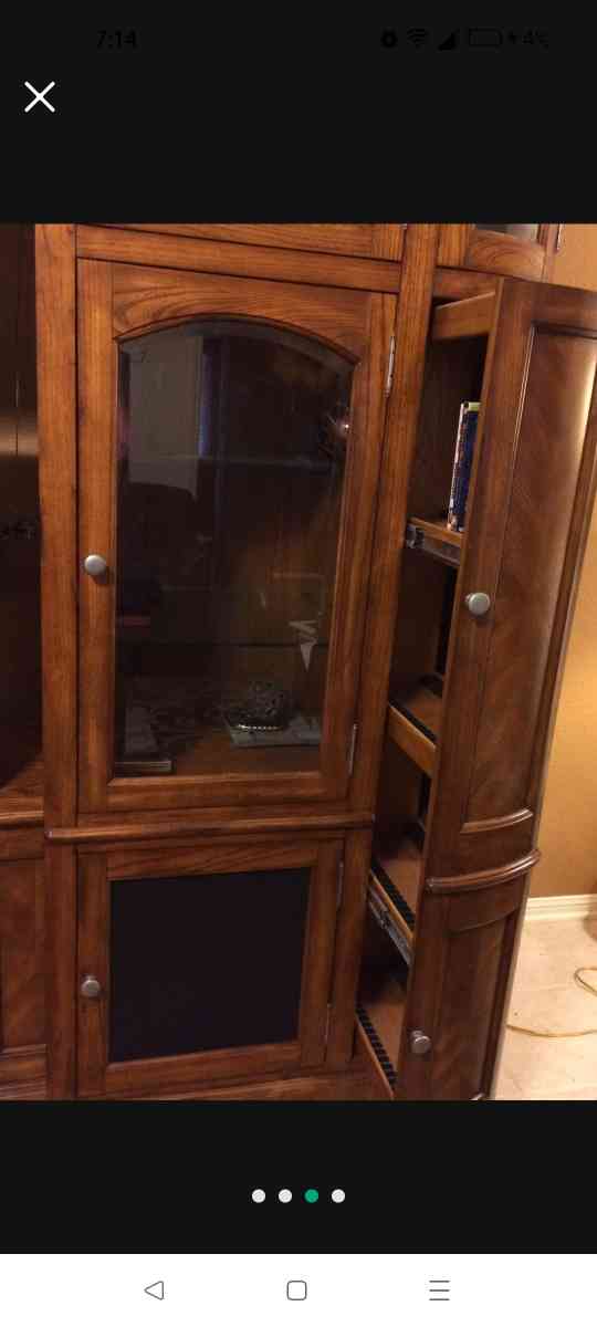 Entertainment Center - Austin, Texas - FleaMarketBay